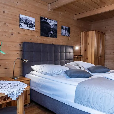 U Jadzi Ζακοπάνε