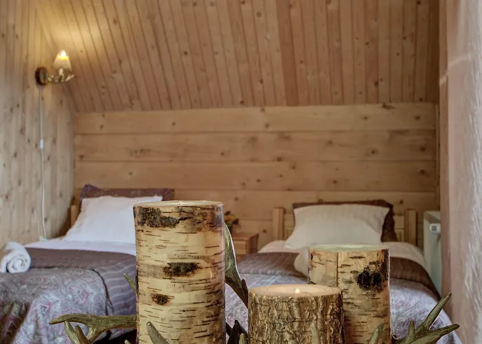 לינה וארוחת בוקר U Jadzi