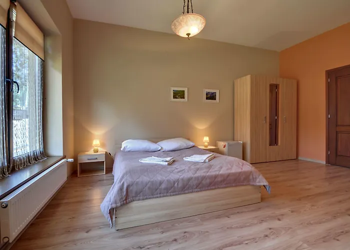 U Jadzi זקופאנה